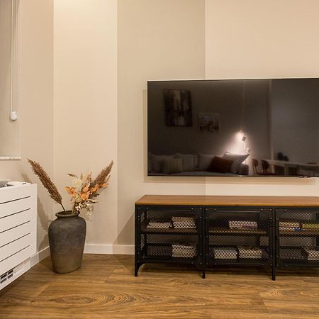 South 22 - Brand New Modern 1Bd Apt In Sofia Center Διαμέρισμα Εξωτερικό φωτογραφία