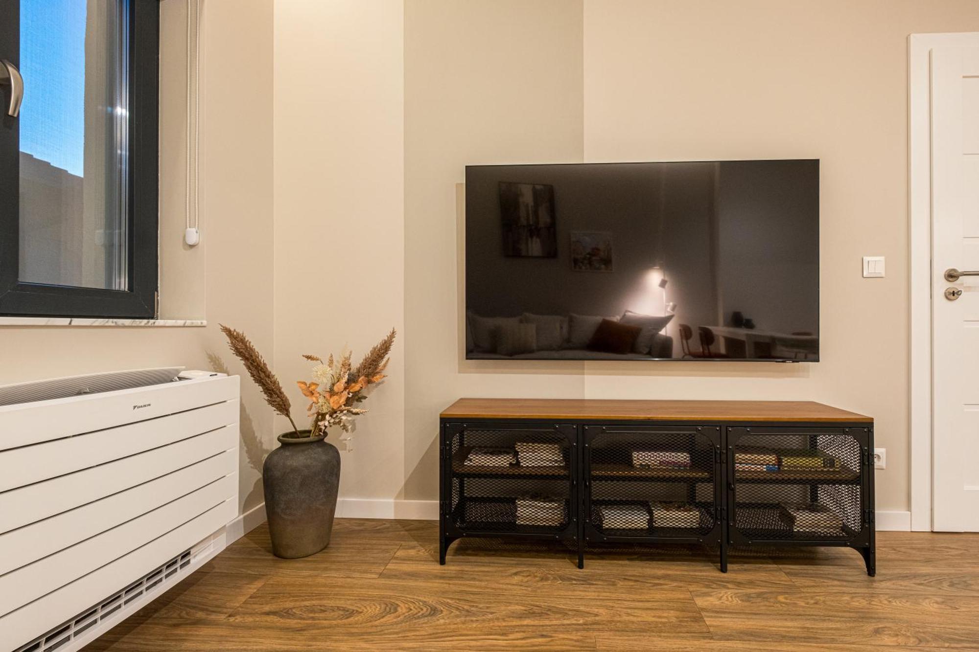 South 22 - Brand New Modern 1Bd Apt In Sofia Center Διαμέρισμα Εξωτερικό φωτογραφία